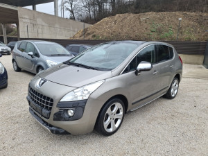 PEUGEOT 3008 2,0 HDI PANORAMA ALU FELGE