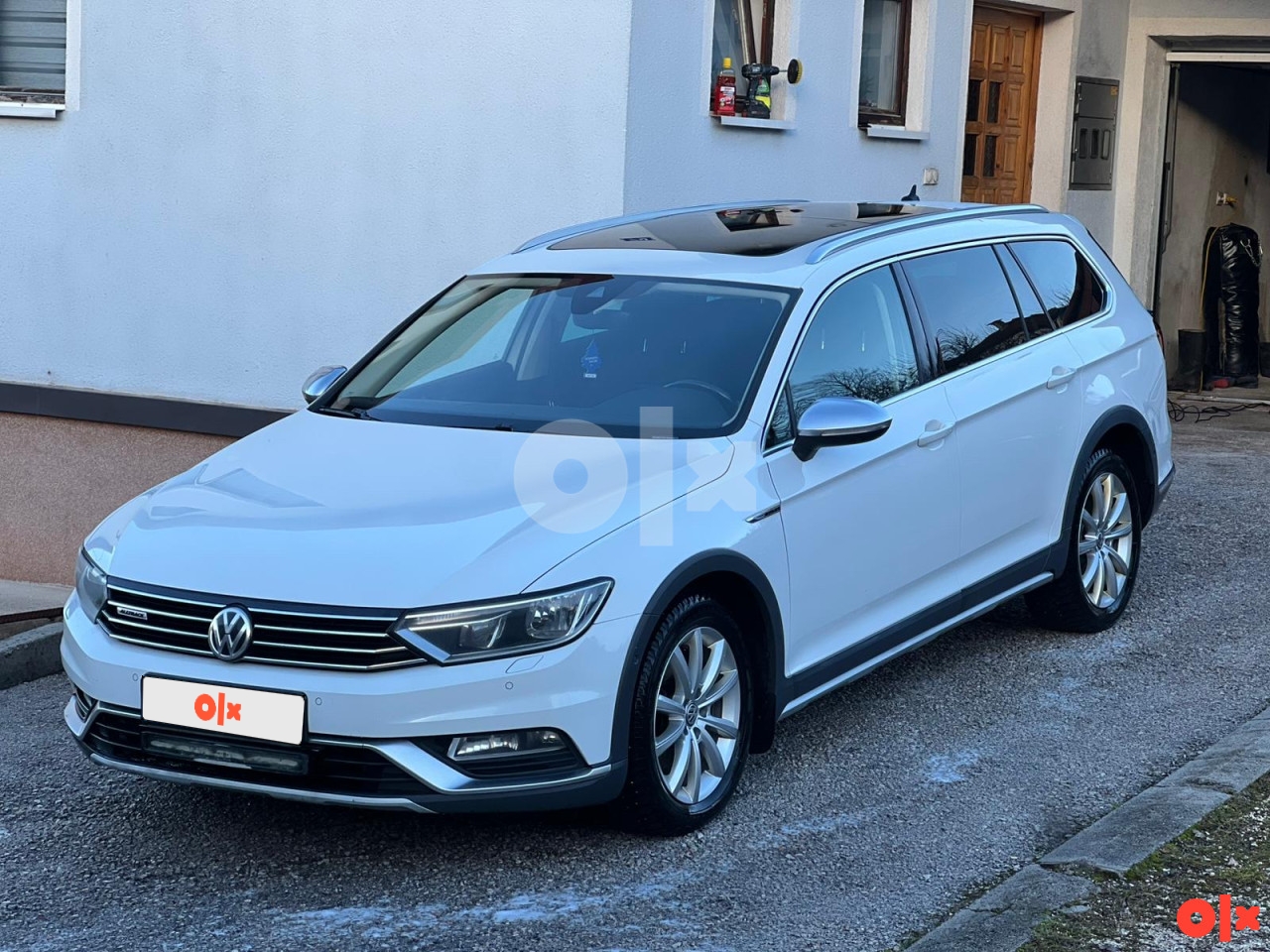 Volkswagen Passat Alltrack panorama
