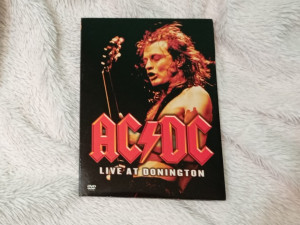 AC/DC - Live At Donington "Original DVD"