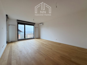 NN Nekretnine : Četverosoban stan novogradnja - Kromolj / Centar photo 3