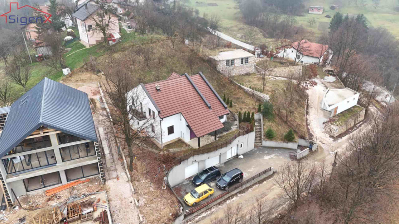 LUKSUZNA KUĆA / UGORSKO / VOGOŠĆA 11
