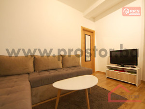 PROSTOR prodaje: Dvosoban apartman 35m2, Jahorina