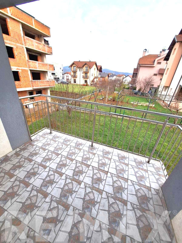 Višenamjenski  poslovni prostor naselje  ADA - 120m2 11