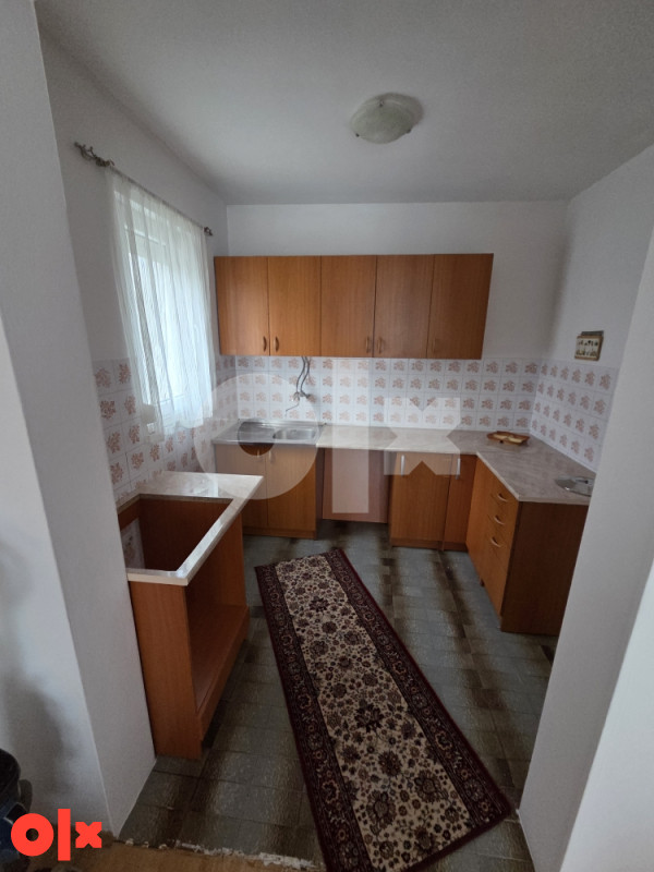 Izdaje se sprat kuće Brčanska Malta 7