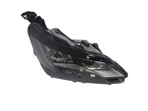 PEUGEOT 5008 -Far desni LED VALEO (2020-2024)