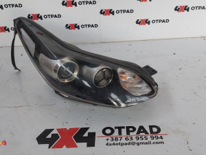 DESNI FAR KIA SPORTAGE 2012.GOD