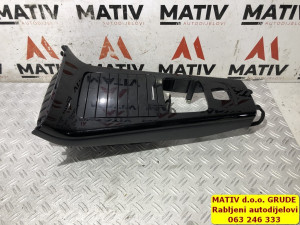 Centralna konzola naslonjača Mercedes A klasa w177 202