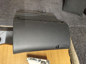 Latica Pretinac Audi 8e A4 8E B6 B7 DIJELOVI