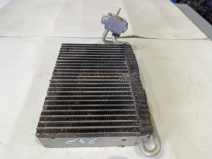 mali hladnjak klime kabine bmw e46 2.0 d