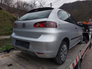 Seat ibiza 1.9 tdi 74 kw 2002 god bih papiri - dijelovi