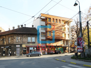 Namješten trosoban stan / 2.sprat / Skenderija / Centar