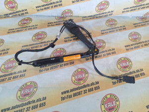 Zatezac utikac pojasa prednji lijevi Alfa 159 05-11 KRLE 83561