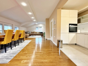 Komforan dvosoban stan u Centru, Skenderija