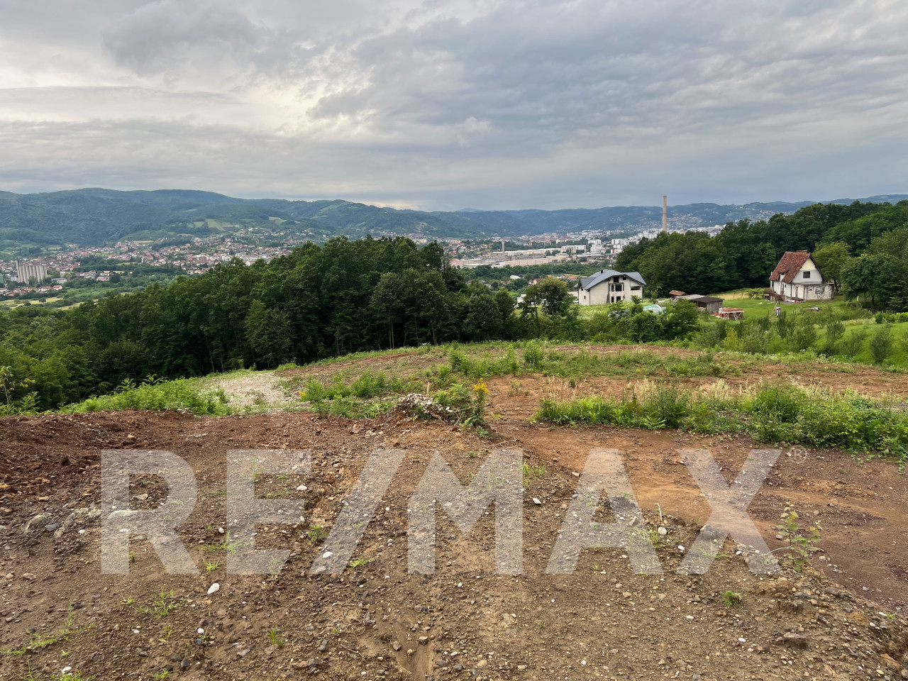 Plac 1480m2 sa pogledom na grad/UT uslovi 12