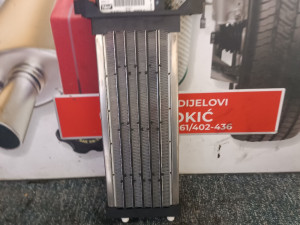 GRIJAC VENTILACIJE 8E1819011 AUDI A4 B8 KOKIC