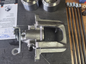 Kočiona kliješta FIAT FREEMONT zadnja lijeva desna