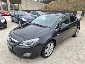 OPEL ASTRA 1,7 CDTI 2012g