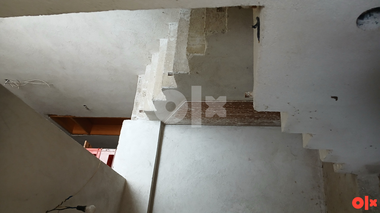 Poslovni prostor, površine 292m2, Prijedor 10