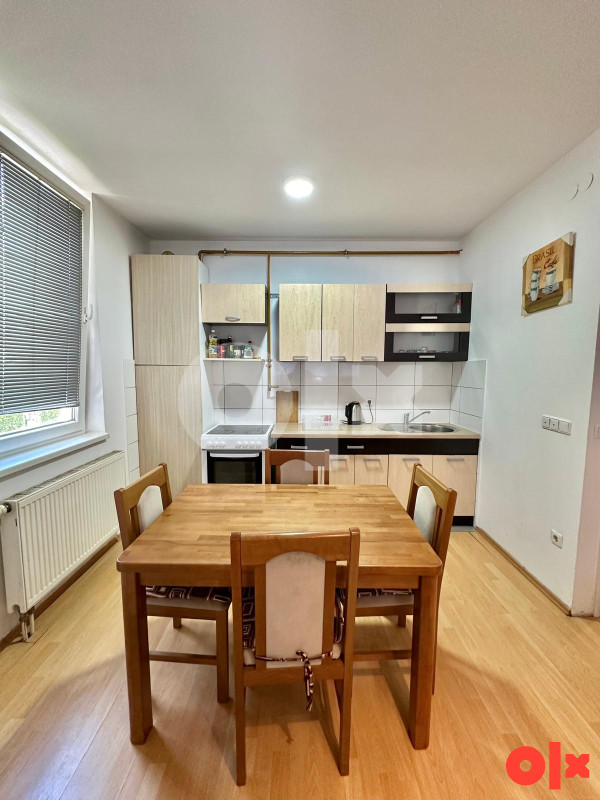 Trosoban Stan Ilidža Pejton 54m2 4