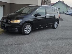 Volkswagen Touran 1.5 tsi DSG 110kw 2020.god. NOVO AUTO