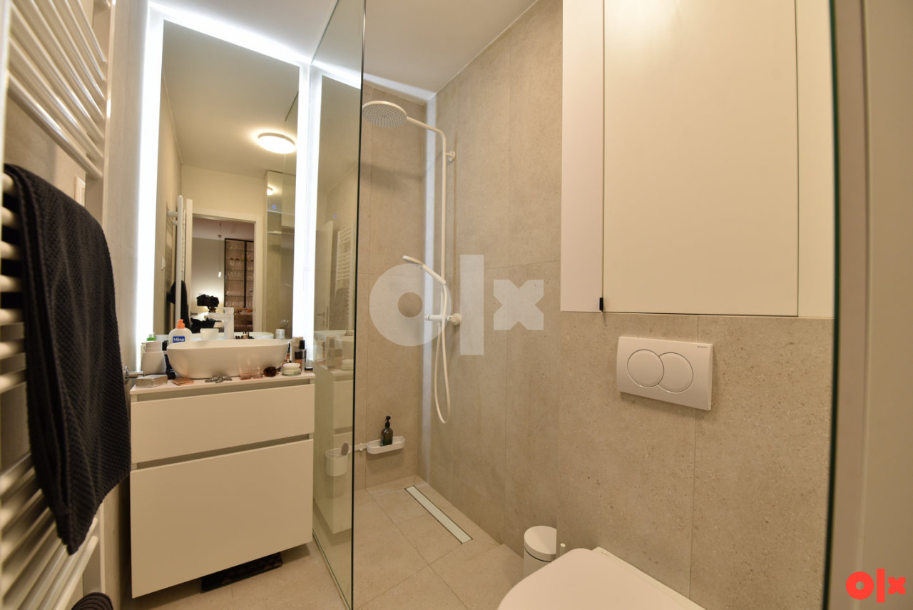 Moderan dvosoban/ Centar/ Parking/ Novogradnja/ 59m2 + terasa 10