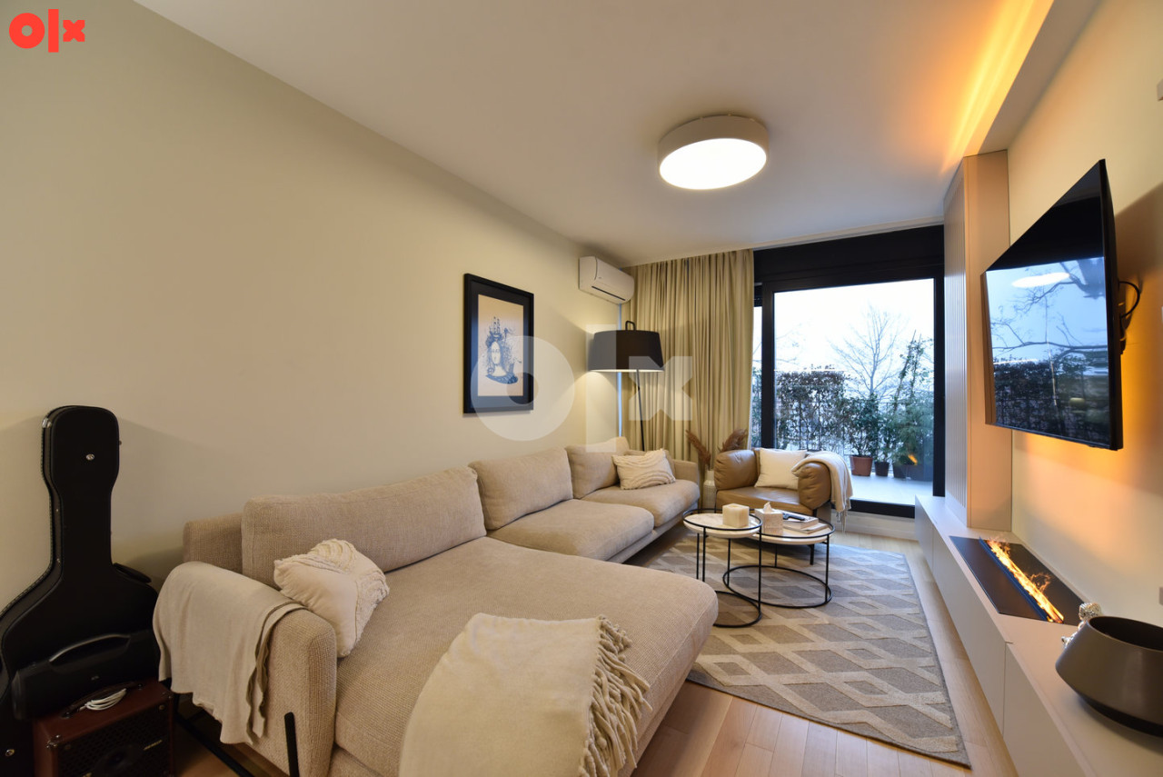 Moderan dvosoban/ Centar/ Parking/ Novogradnja/ 59m2 + terasa 3