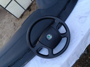 Volan instrumental tabla Airibag Škoda Fabia 2004 Dijelovi