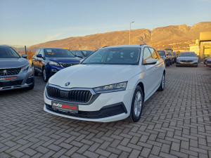 ŠKODA OCTAVIA 2.0 TDI DSG7 STYLE VIRTUAL COCKPIT