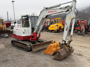 Mini bager TAKEUCHI TB250 4.965kg 2011