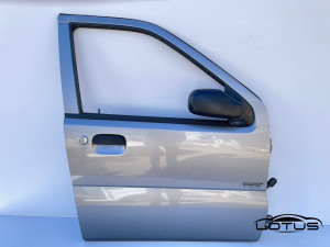 Prednja desna vrata Suzuki IGNIS 2003-2006