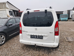 Peugeot partner tepee gepek vrata 2011