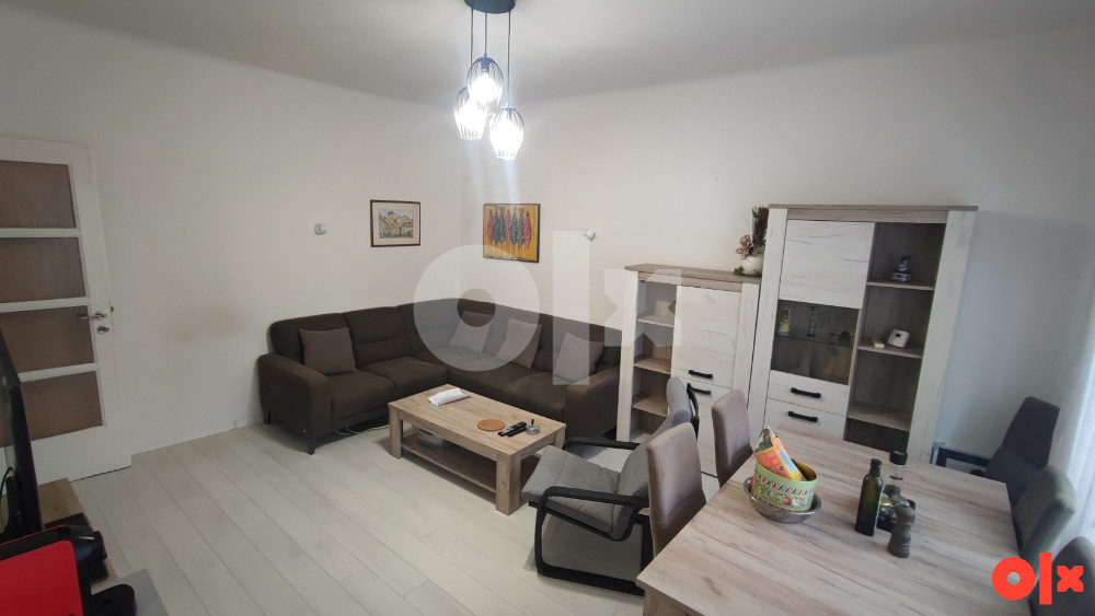Centar Alipašina trosoban namješten stan 68m2 2
