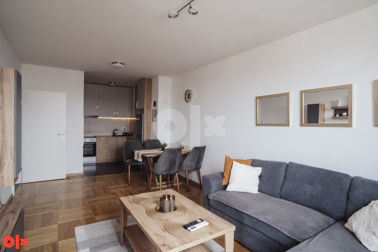 Stan na dan sa garažom, Banja Luka, Sky View, 066 421 276 6