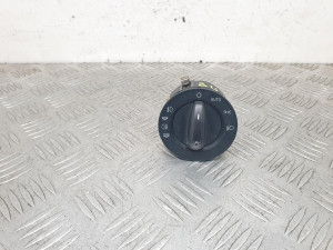 PREKIDAC SVJETALA A6 4F (04-08) 4F1941531D DIJELOVI