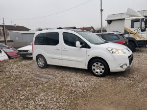 Peugeot partner tepee klizna vrata 2011