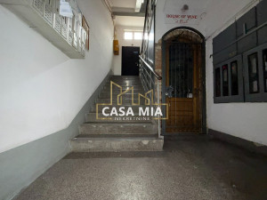 Commercial Space / 62m2 / Skenderija / Center photo 3
