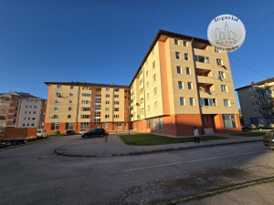 Poslovni prostor Pale, 62,89m2, kod balon sale Olimp, top