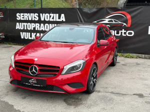 Mercedes-Benz A 180 2015 g