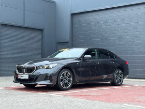 BMW 520d G60 xDrive M Sport Kamera Iconic 2024