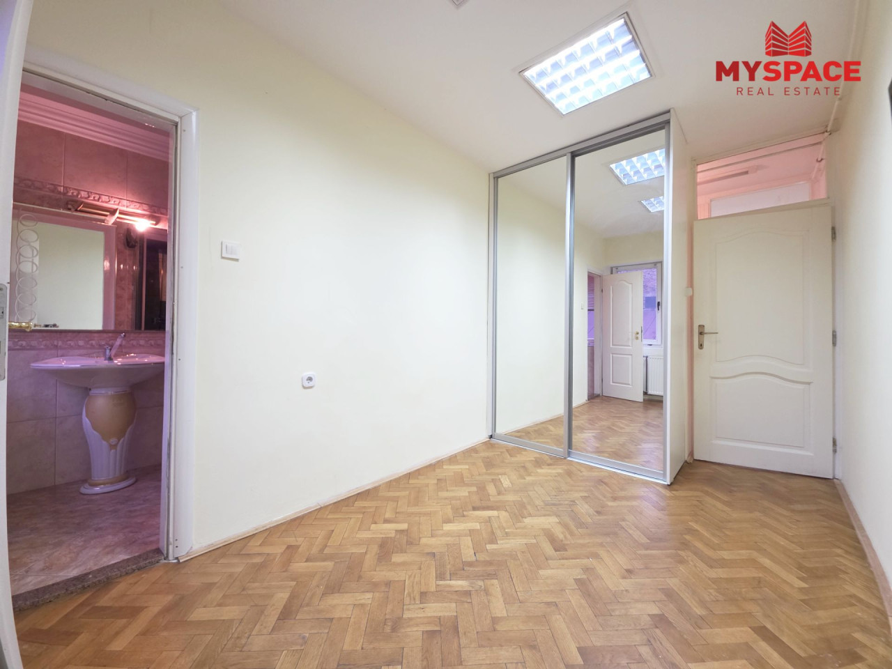 MY SPACE/ Stan/ Centar/  RENOVIRAN/ 83m2 10