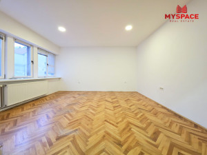 MY SPACE/ Stan/ Centar/  RENOVIRAN/ 83m2 photo 3