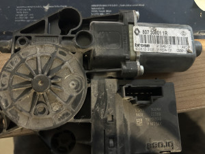 MOTORIC PODIZACA STAKLA PD RENAULT SCENIC 3 915943-101