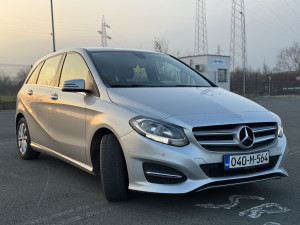 Mercedes-Benz B 180