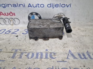Hladnjak ulja mjenjača audi a6 4g 059117021R