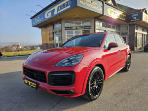 Porsche Cayenne GTS/Panorama/Soft close/Kamera/Alu21