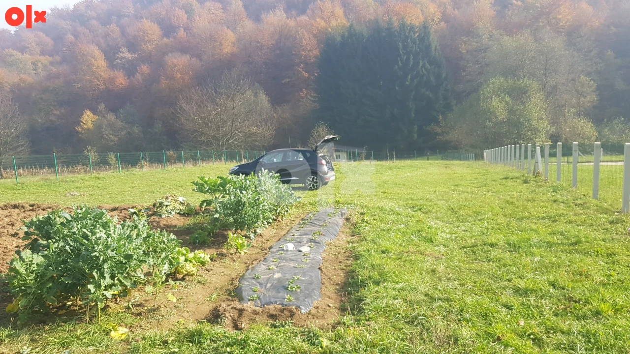 Zemljište Visoko 1100m2 3