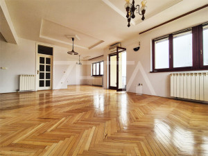 Trosoban stan 85 m2, Centar - ZettaNekretnine