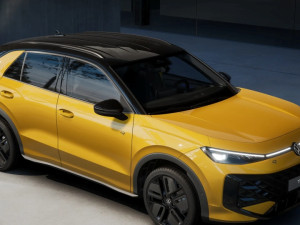 Volkswagen T-Roc R - LINE 2026 1.5 eTSI 150KS