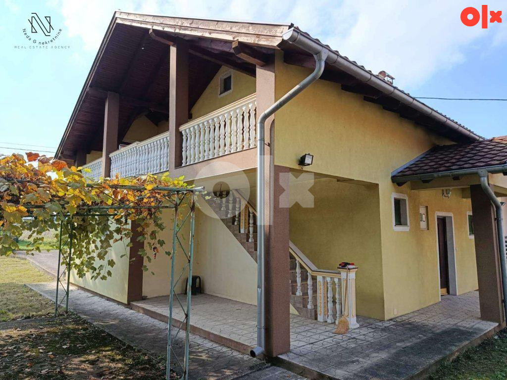 Useljiva kuća na 3500m2 okućnice; Kumsale