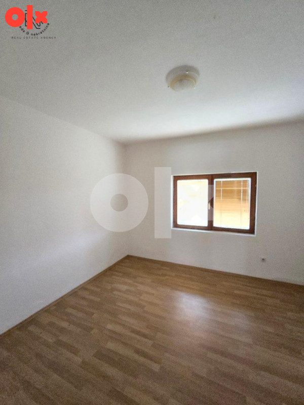Useljiva kuća na 3500m2 okućnice; Kumsale 20